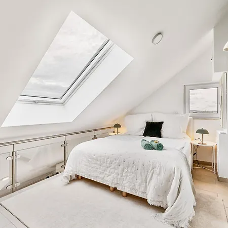 The Serviced - Design